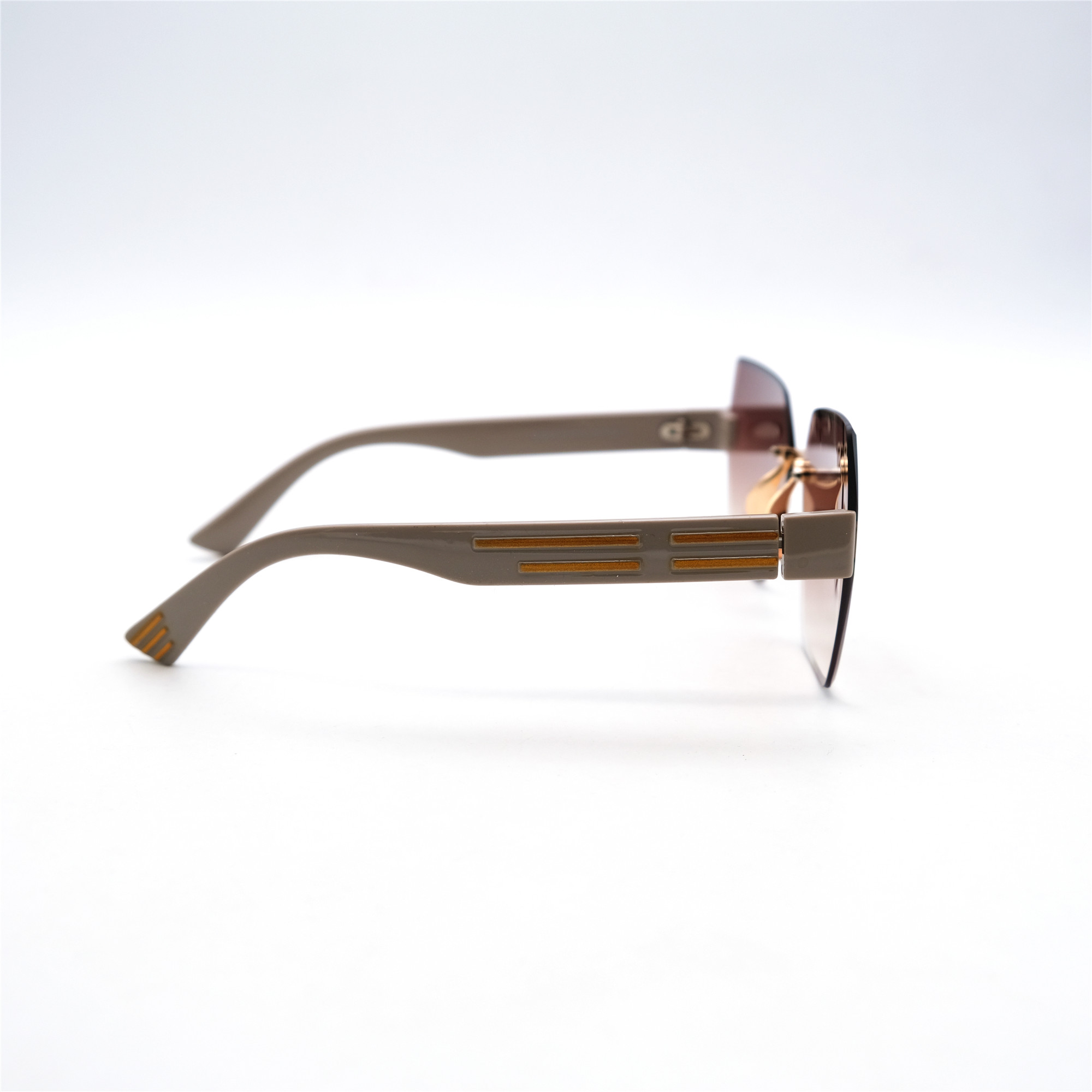  Солнцезащитные очки картинка Женские Caipai  Классический 1849-C3 