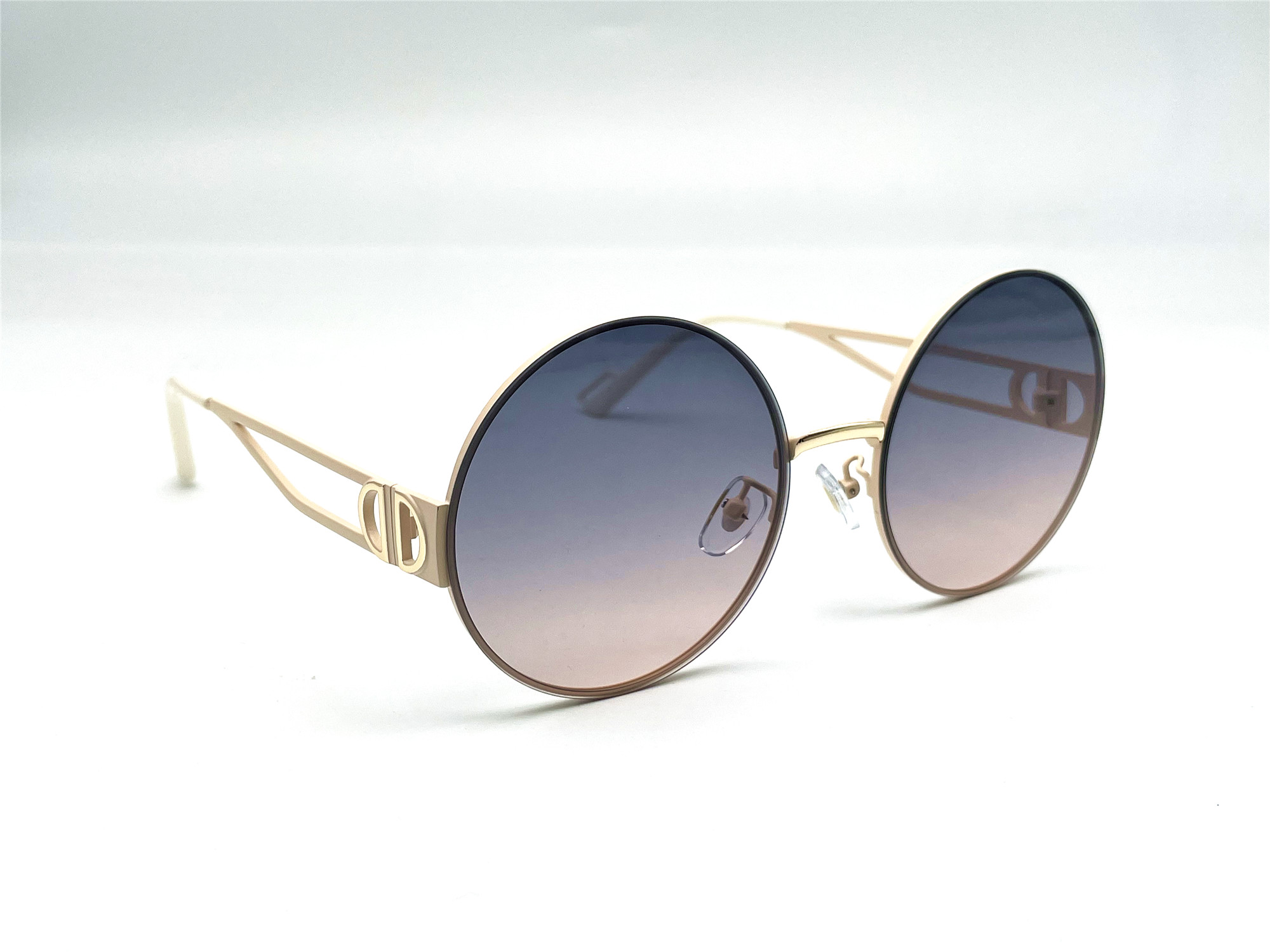  Солнцезащитные очки картинка Женские Disikaer  Классический 88414-C15-69 