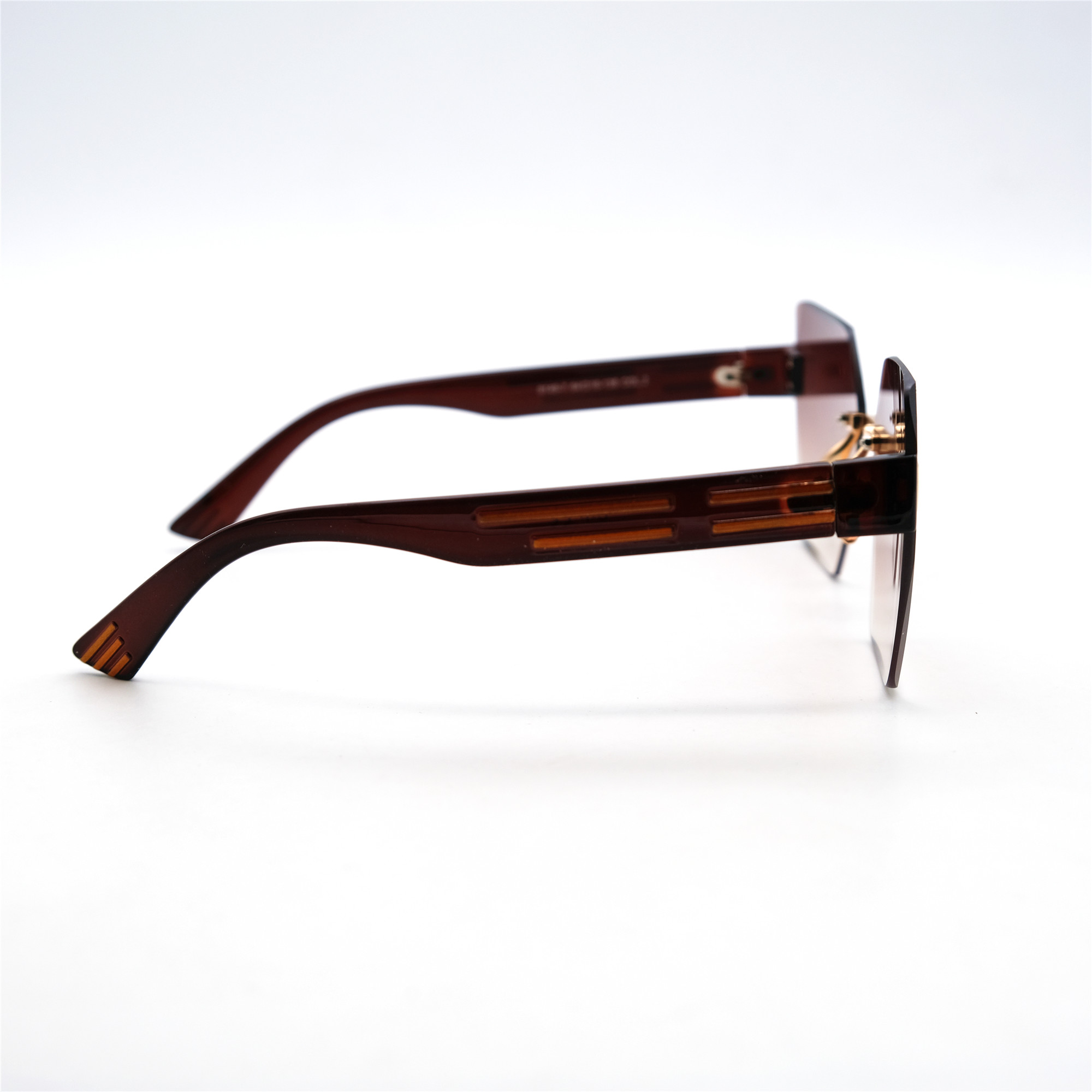  Солнцезащитные очки картинка Женские Caipai  Классический 8149-7-C2 