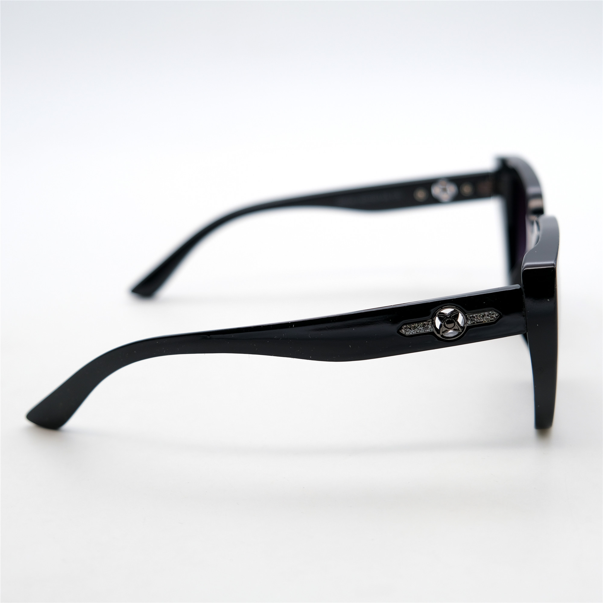  Солнцезащитные очки картинка Женские Caipai Polarized Классический Р8746-С3 