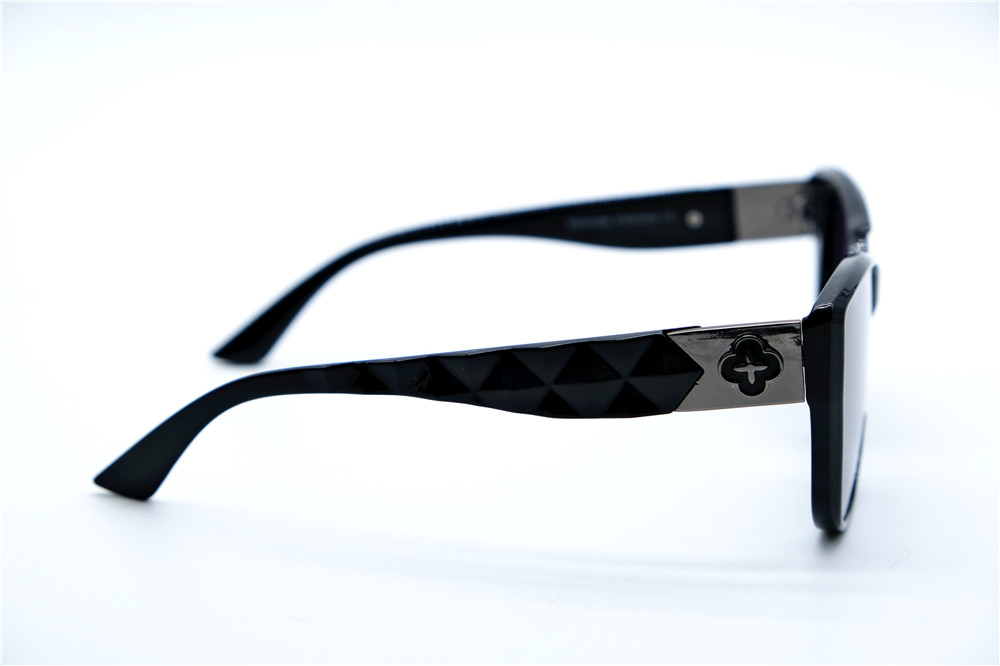  Солнцезащитные очки картинка 2026 Женские Maiersha Polarized Классические 03993-C9-124 