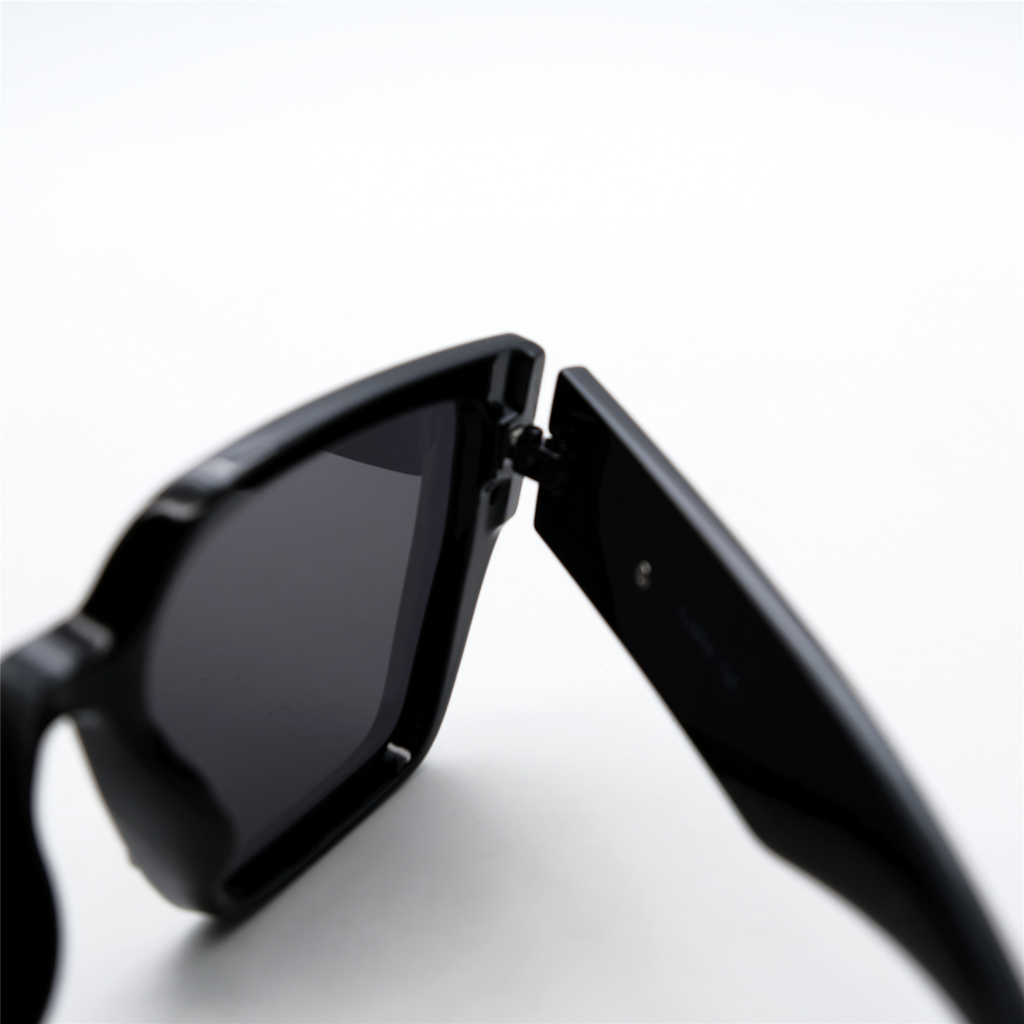  Солнцезащитные очки картинка Женские Caipai Polarized Классический P8756-С1 