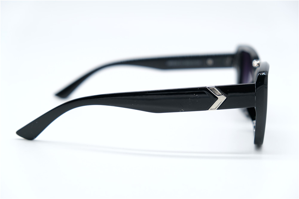  Солнцезащитные очки картинка 2026 Женские Barletta Polarized Классические BP3216-C1 